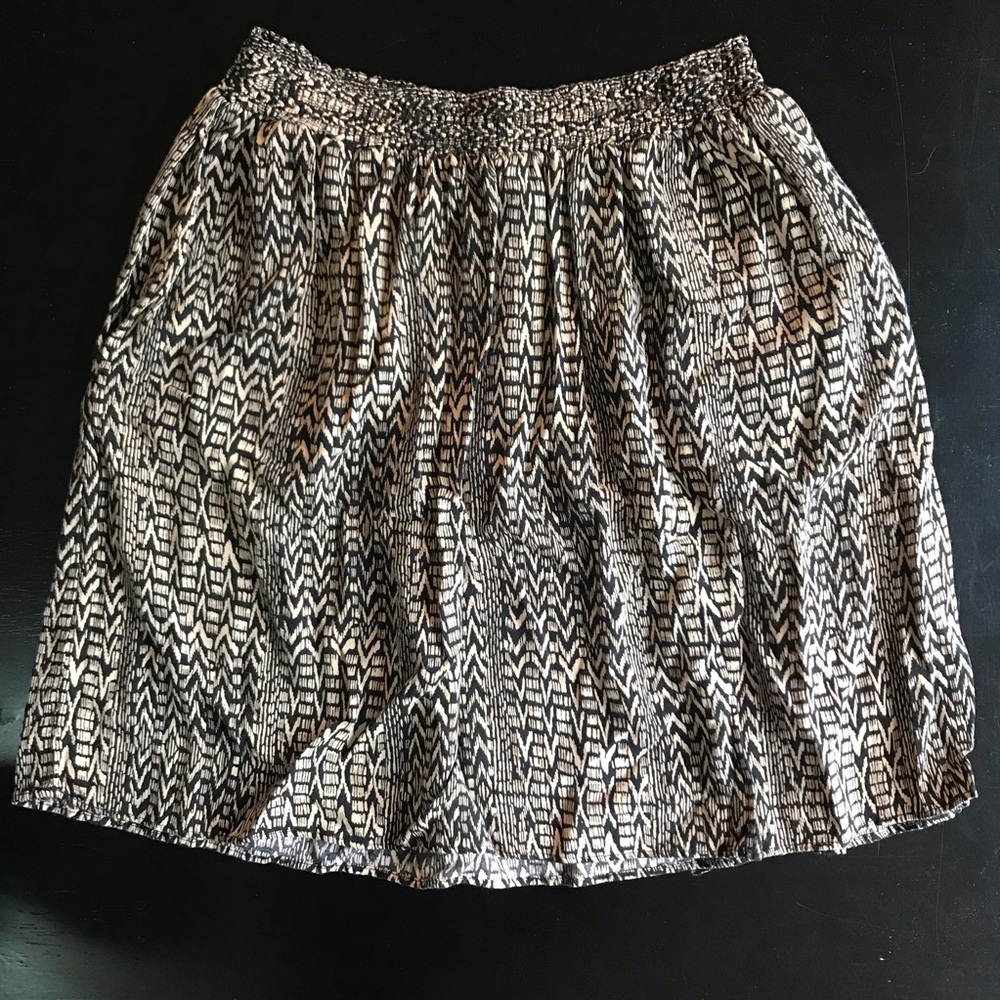 🔹3 for $10🔹 Black & Tan Circle/Skater Skirt